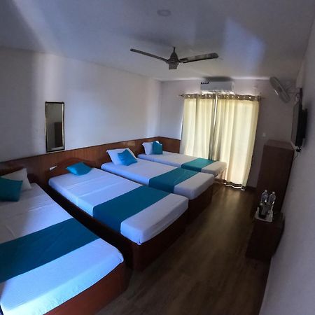 Hotel Dolly Pokhara Ngoại thất bức ảnh